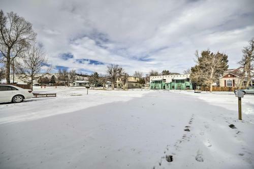 Beautiful Thermopolis Home With Private Yard!