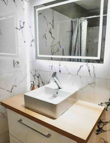Apartamento Spa Nuis Saint George