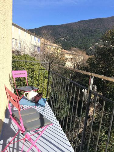 Apartamento Nyons Centre Appart#2: Balcon, Jardin, Plage