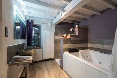 Hostal Le Mas Des Colombes