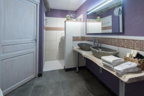 Hostal Le Mas Des Colombes