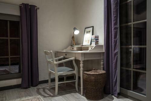 Hostal Le Mas Des Colombes