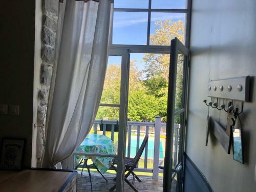 Hostal L?�glantine Studio