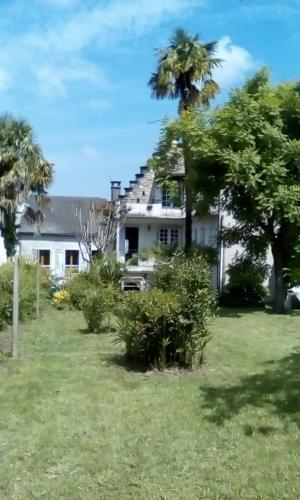 Bed & Breakfast Chambres D'h�tes L'oustal