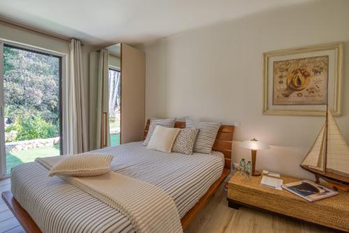 Hostal La Villa Miel
