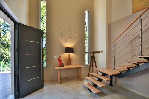 Hostal La Villa Miel