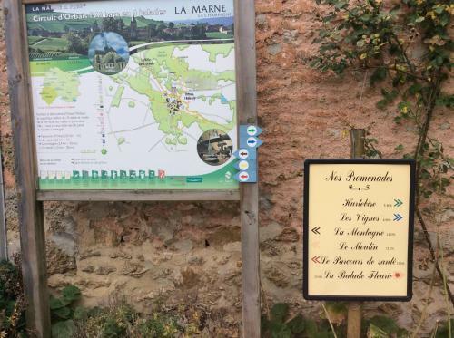 Bed & Breakfast La Chambre De La Tour