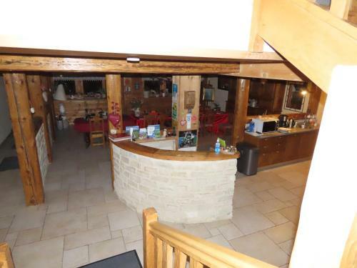 Hostal La Ferme De Ravieres
