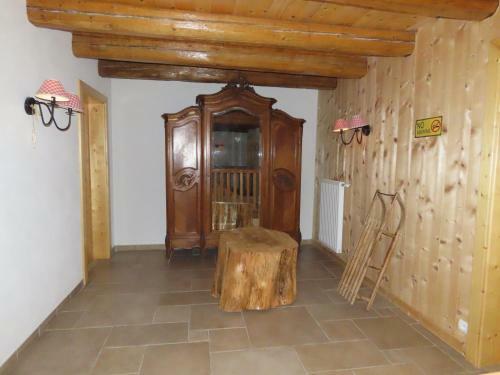 Hostal La Ferme De Ravieres