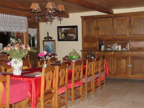 Hostal La Ferme De Ravieres