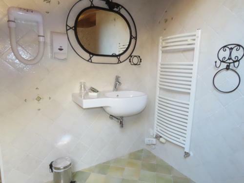 Hostal La Ferme De Ravieres