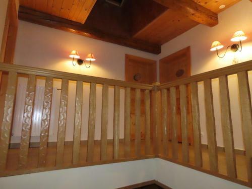 Hostal La Ferme De Ravieres
