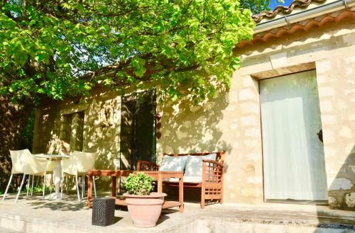 Les Cerisiers Chez Bert Climatis�, Piscine Chauff�e, Lit King Size