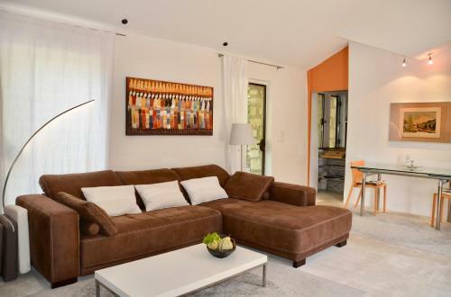 Les Cerisiers Chez Bert Climatis�, Piscine Chauff�e, Lit King Size