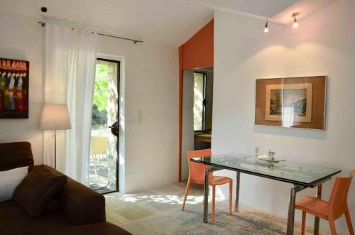 Les Cerisiers Chez Bert Climatis�, Piscine Chauff�e, Lit King Size