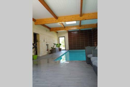 G�te De La Fontaine