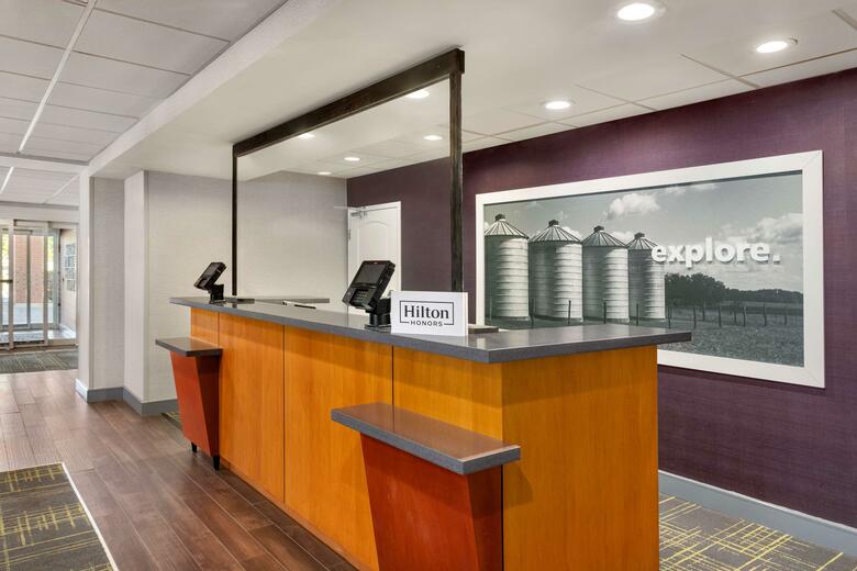 Hotel Hampton Inn St. Louis-columbia