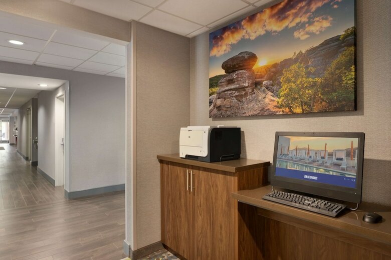 Hotel Hampton Inn St. Louis-columbia