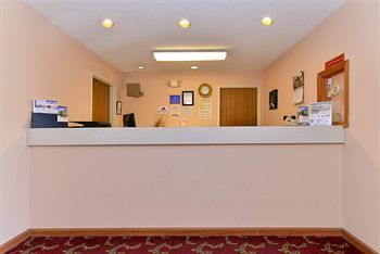 Hotel America's Best Value Inn Chenoa