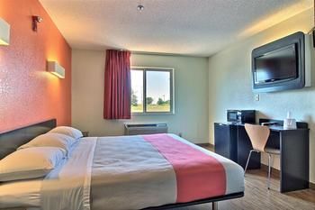 Motel 6 Gilman