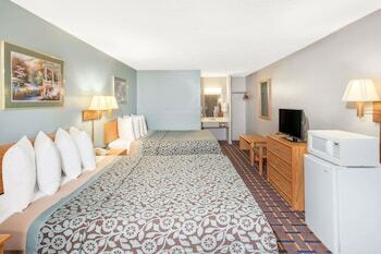 Hotel Days Inn Farmer City