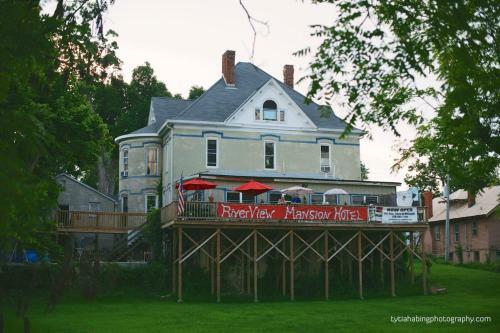 Posada Riverview Mansion Hotel
