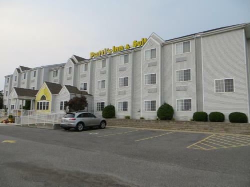 Hotel Patti's Inn And Suites