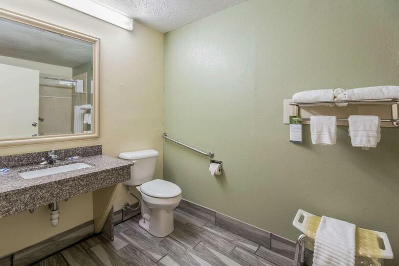 Hotel Knights Inn Cadiz