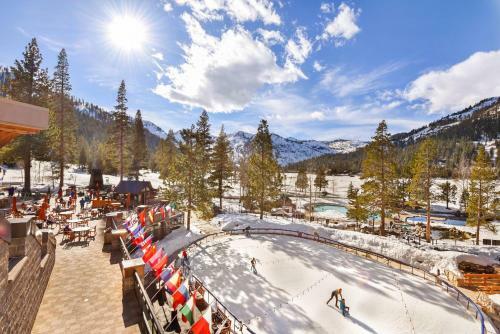 Resort At Squaw Creek #243