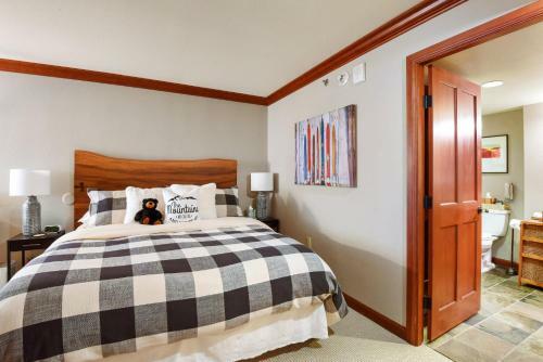 Resort At Squaw Creek #241
