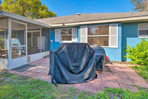 Vibrant Inverness Home With Fenced Yard And Patio
