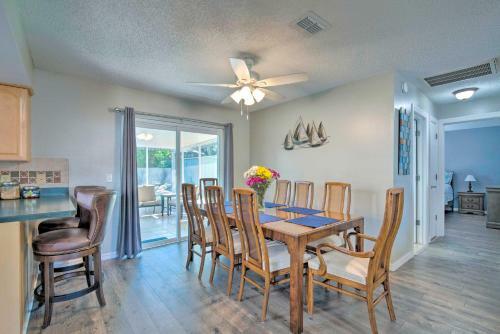 Vibrant Inverness Home With Fenced Yard And Patio