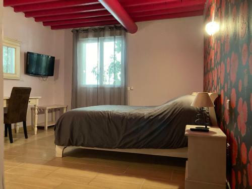 Hostal La Maison Des Alpilles