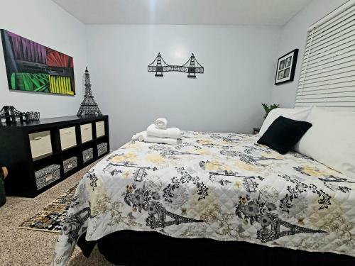 King Bed - Pool Table - Get-a-way Retreat