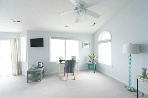 Grandview Waterfront Lux Manor