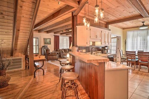 Spacious Newport Cabin In Tranquil Setting!