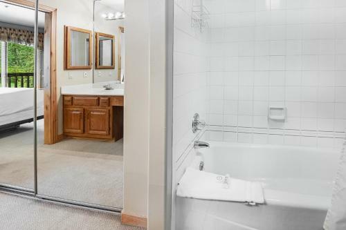 Apartamento Townsend Place B-106 Condo