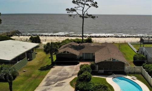 Surfside Beachfront Paradise By Jekyll Realty