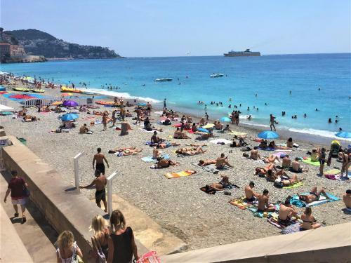 Beachfront Apartment Promenade Des Anglais