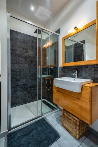 Apartamento Centre, Deux Pi�ces, Calme, Terrasse Plein Sud