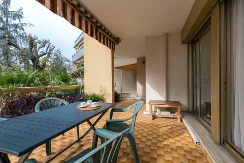 Apartamento Centragence - Bosquet - With Spacious Terrace