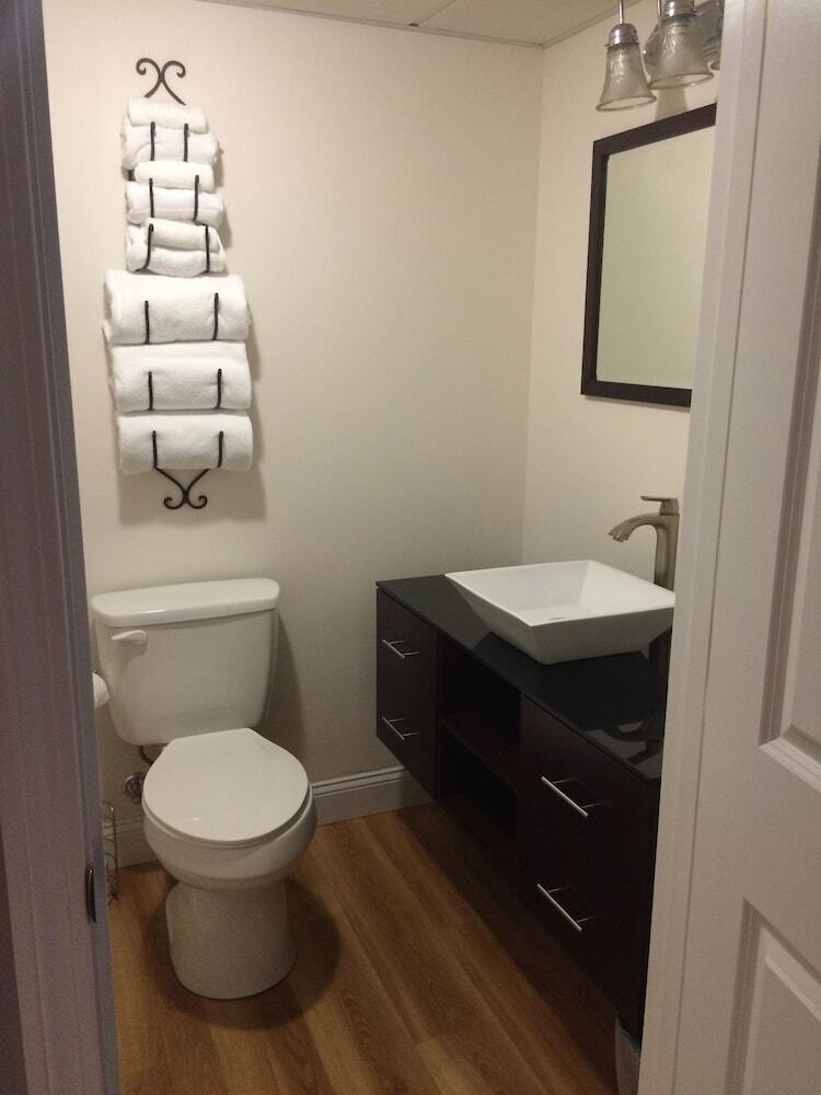 Hotel Trade Winds Inn