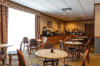 Hotel Red Roof Inn Dekalb & Suites