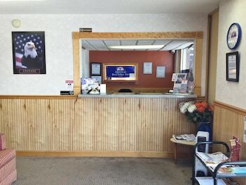 Hotel Americas Best Value Inn Macomb