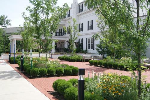 Hotel Historic Boone Tavern