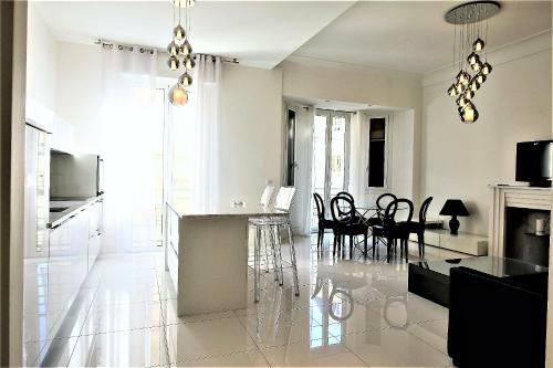 High-end Apartment, Hyper Center, Near The Beaches
