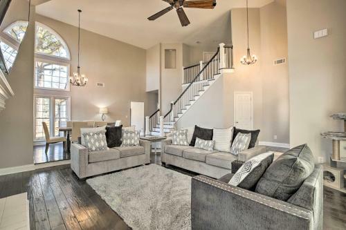 Spacious Getaway With Yard In Atlanta Suburbs!