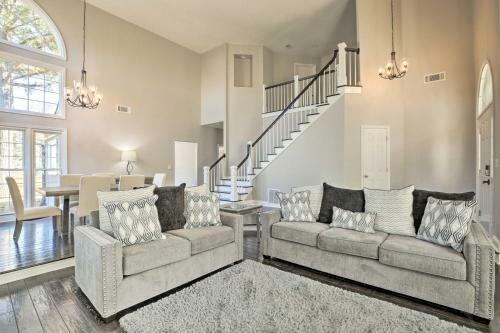 Spacious Getaway With Yard In Atlanta Suburbs!