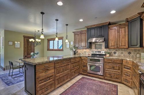 Family Retreat With Provo River And Mountain View