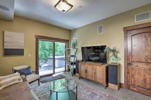 Family Retreat With Provo River And Mountain View